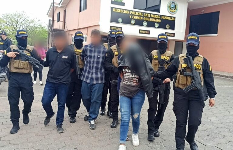Expertos alertan que figura de terrorismo es demasiado amplia y difusa en reformas penales aprobadas desde el Congreso Nacional